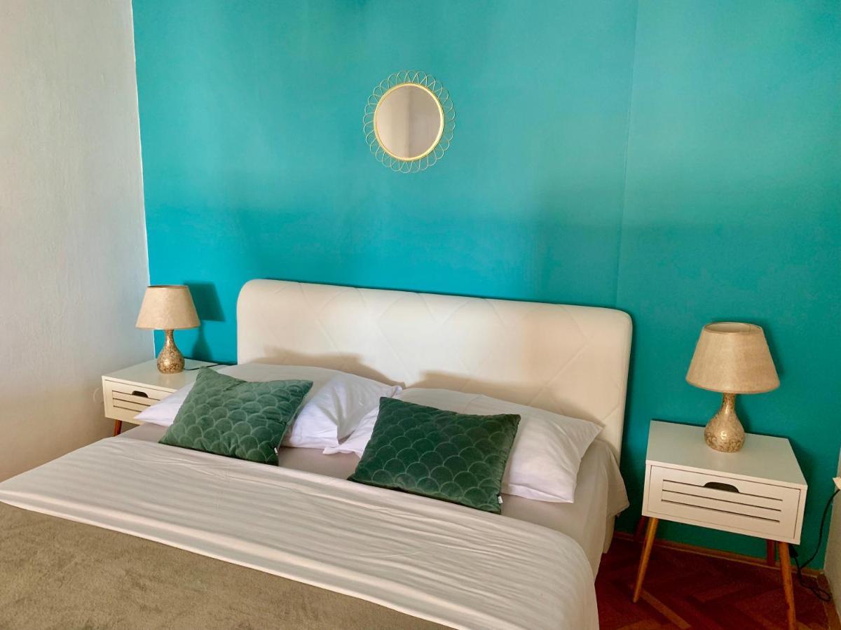 Deluxe Suites Mandic Omis Luaran gambar