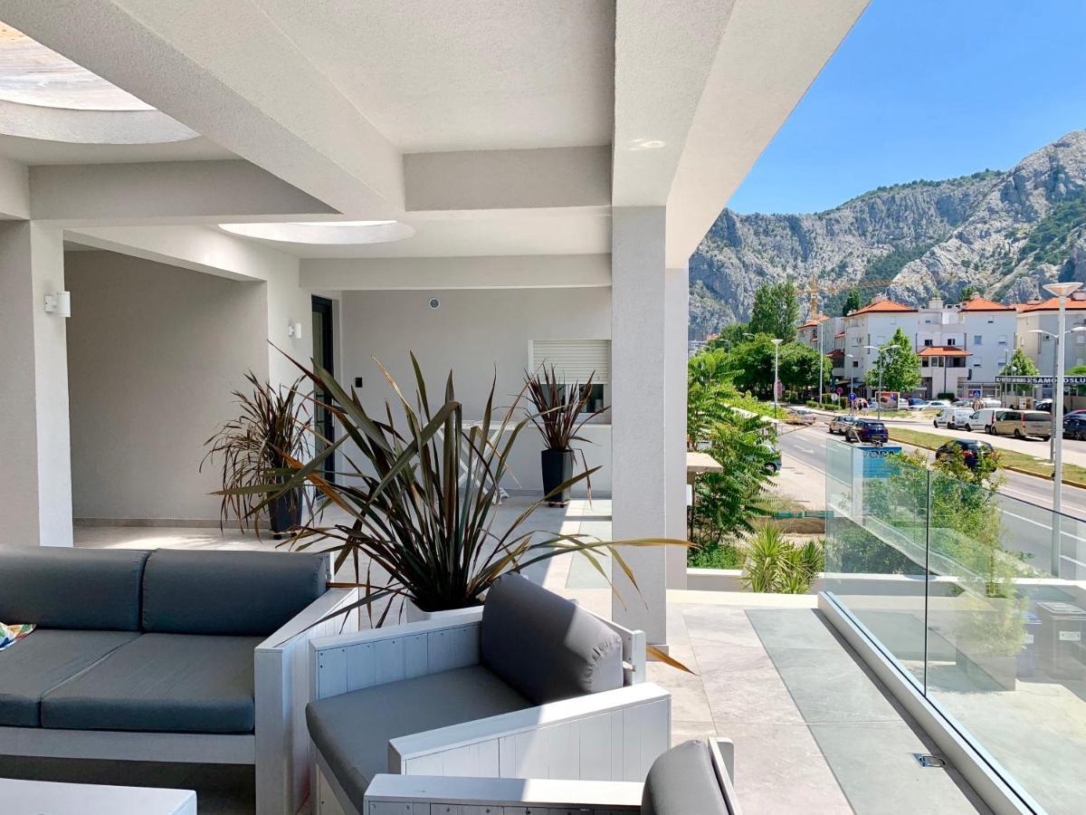 Deluxe Suites Mandic Omis Luaran gambar