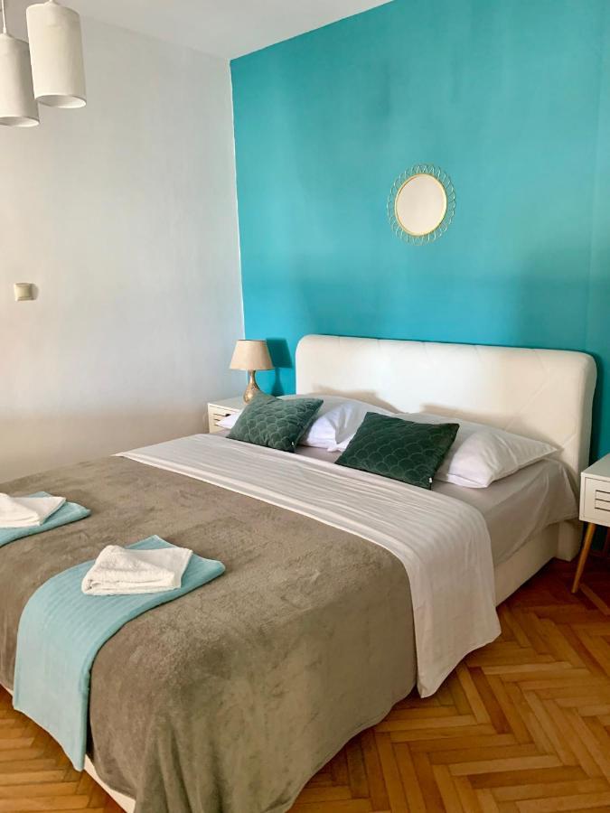 Deluxe Suites Mandic Omis Luaran gambar