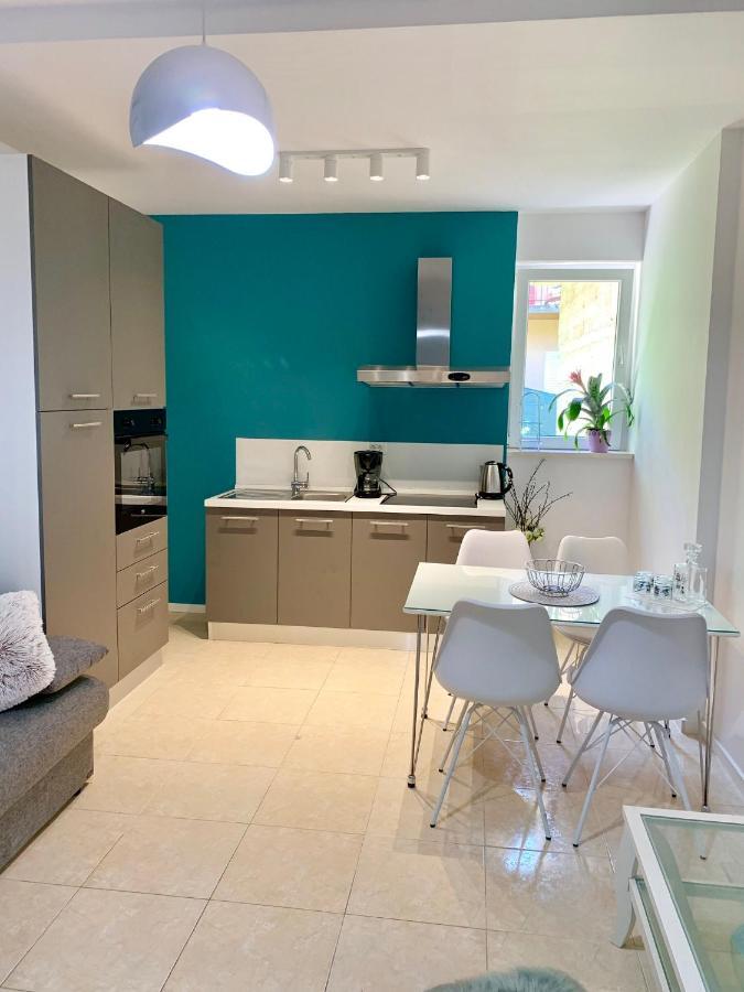 Deluxe Suites Mandic Omis Luaran gambar