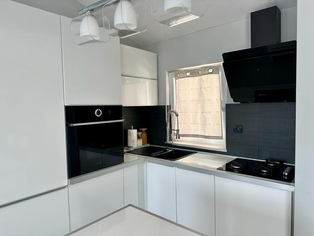 Deluxe Suites Mandic Omis Luaran gambar